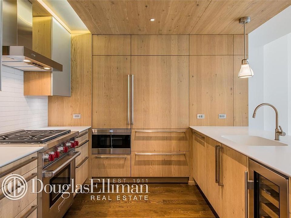 1st image of 211 E 13th St #5C