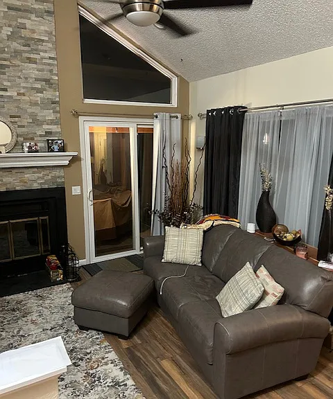 3804 S Genoa Cir #D — Photo 12