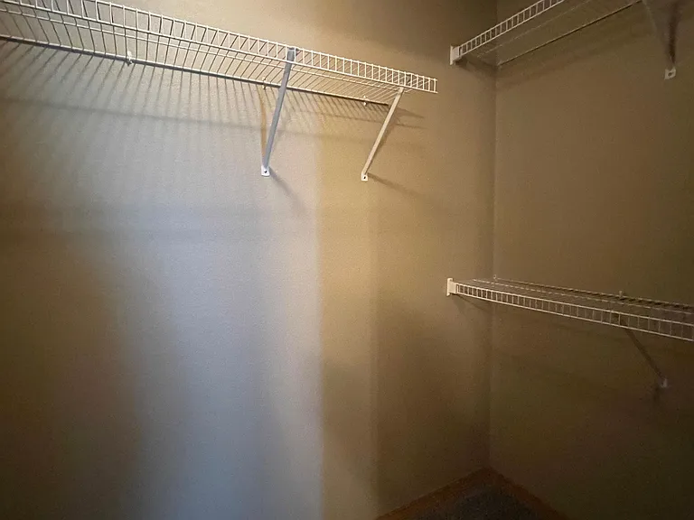 184 W Nicholas St #184 — Photo 3