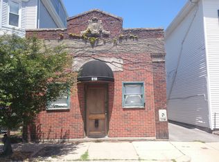 818 E 6th St, South Boston, MA 02127