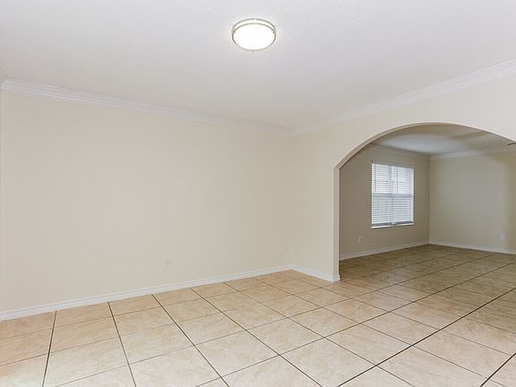 3rd image of 7824 Whitney Ln