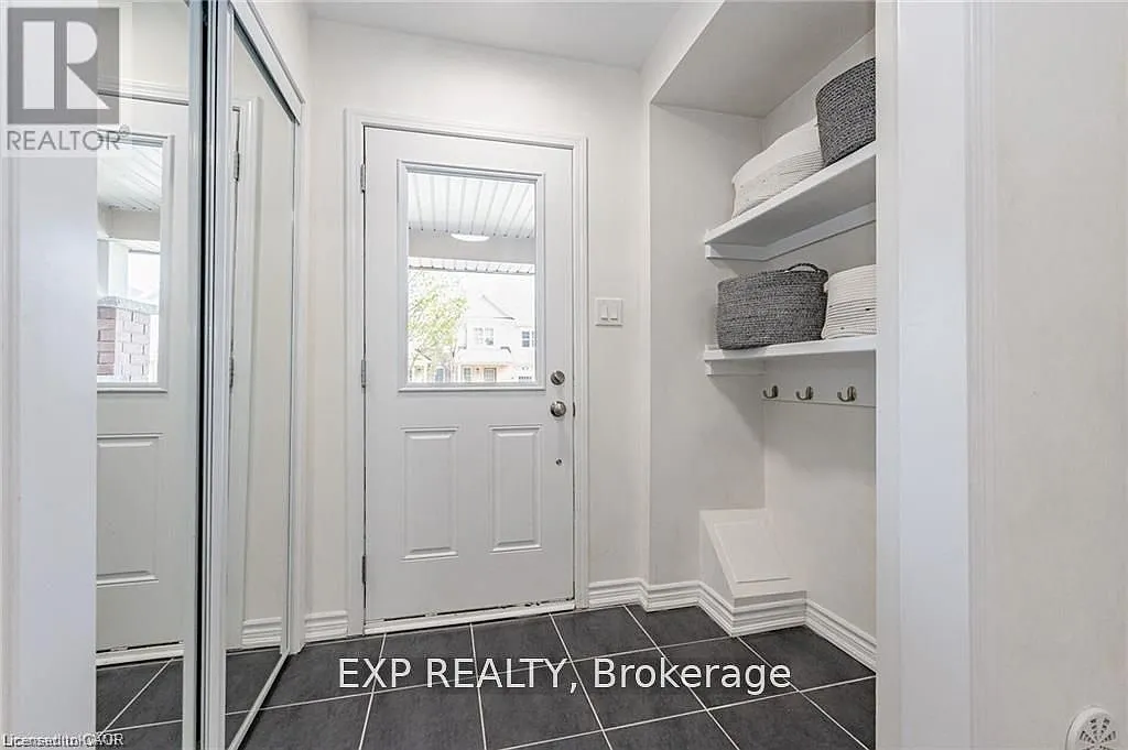 2 bed, $2,300 — Photo 3