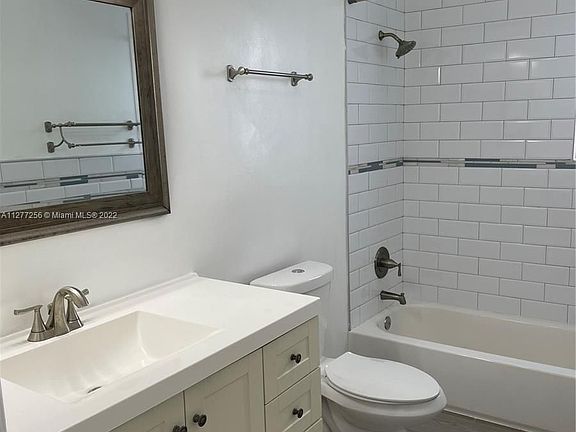 3rd image of 9013 NE 2nd Ave #Dn