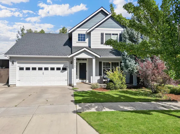 3062 NE Quiet Canyon Dr, Bend, OR 97701