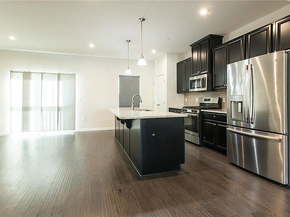 3rd image of 2392 Cook Dr