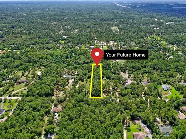 4th St NE, Naples, FL 34120