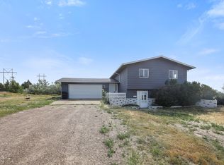5008 143rd Ave NW, Williston, ND 58801