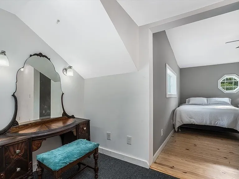 58 Violet St — Photo 25