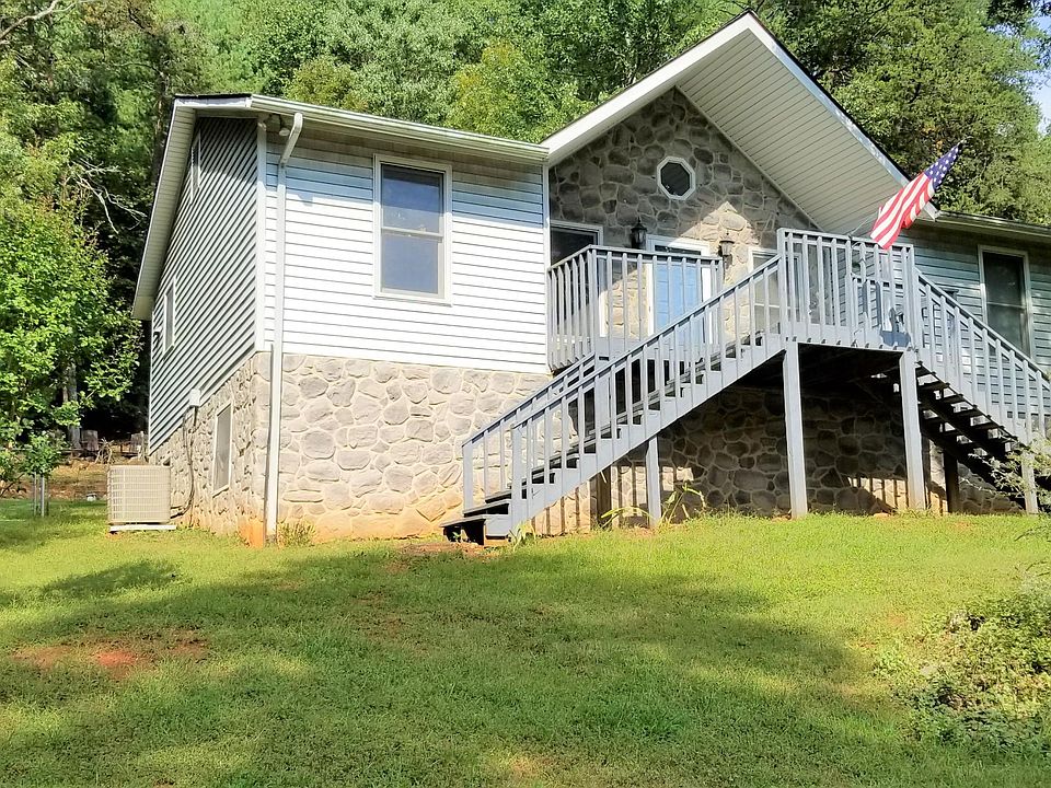 1st image of 210 Summer Cir