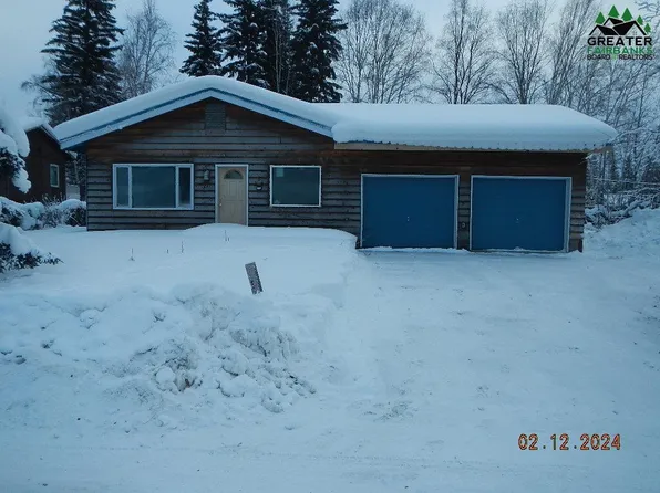 4975 Glasgow Dr, Fairbanks, AK 99709