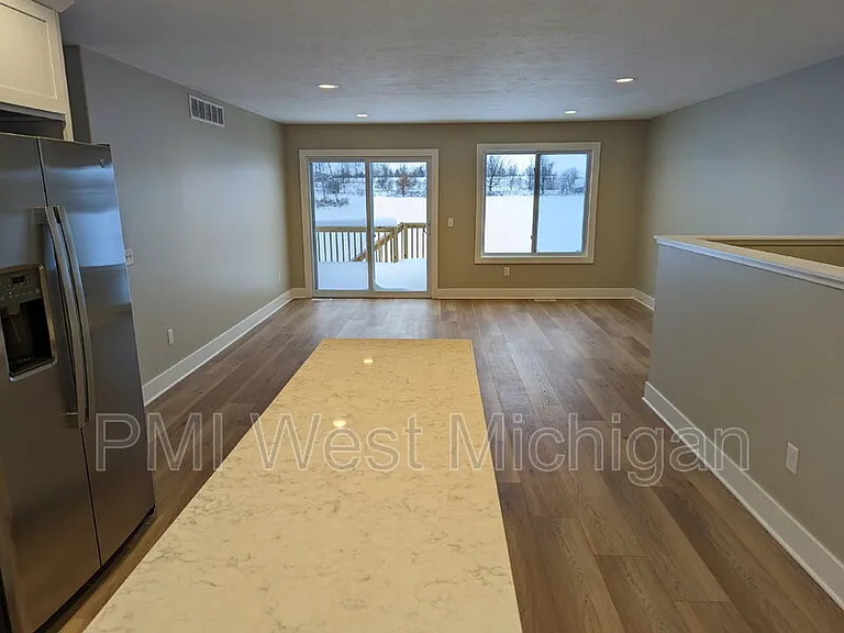 30 Ransom St SW — Photo 4