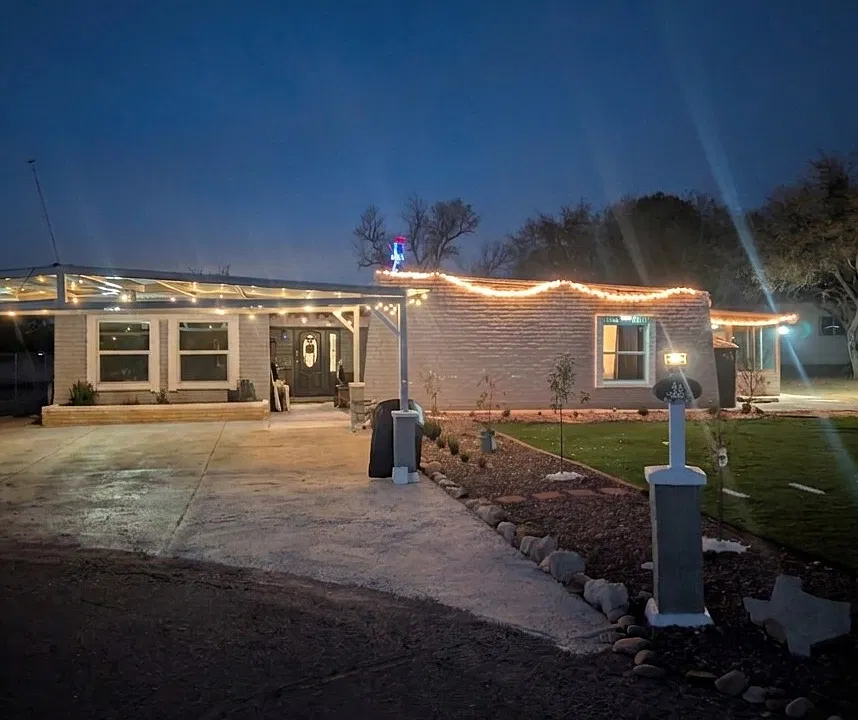 6 Rodeo Ct