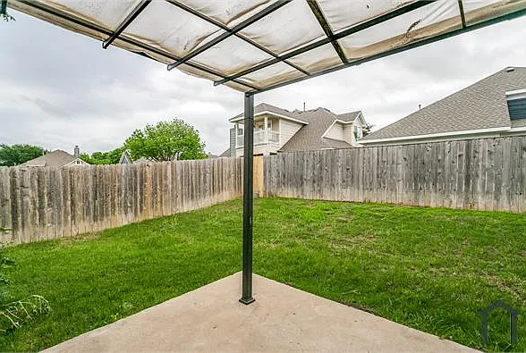 9705 Hedge Bell Dr — Photo 23