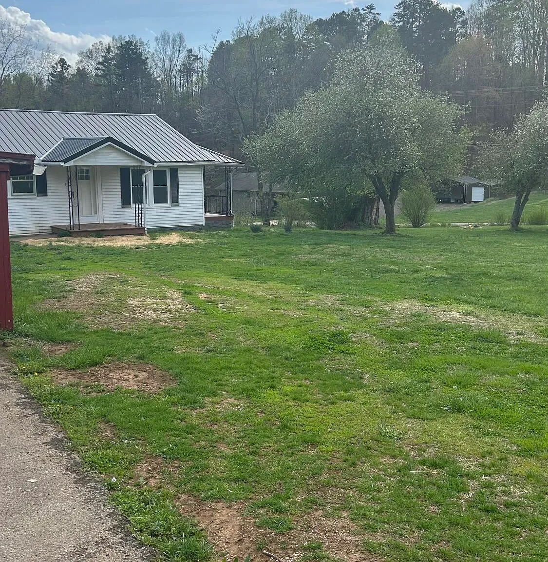3 bed, 960 sqft, $1,700 — Photo 4
