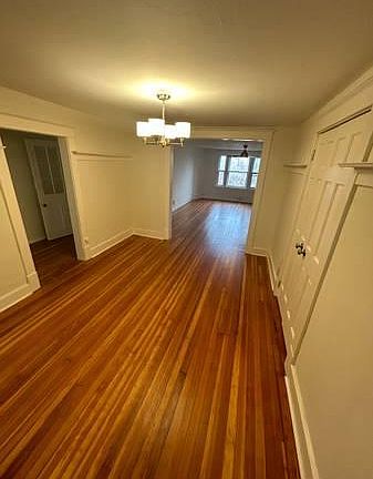 2nd image of 10 Madison Pl #3