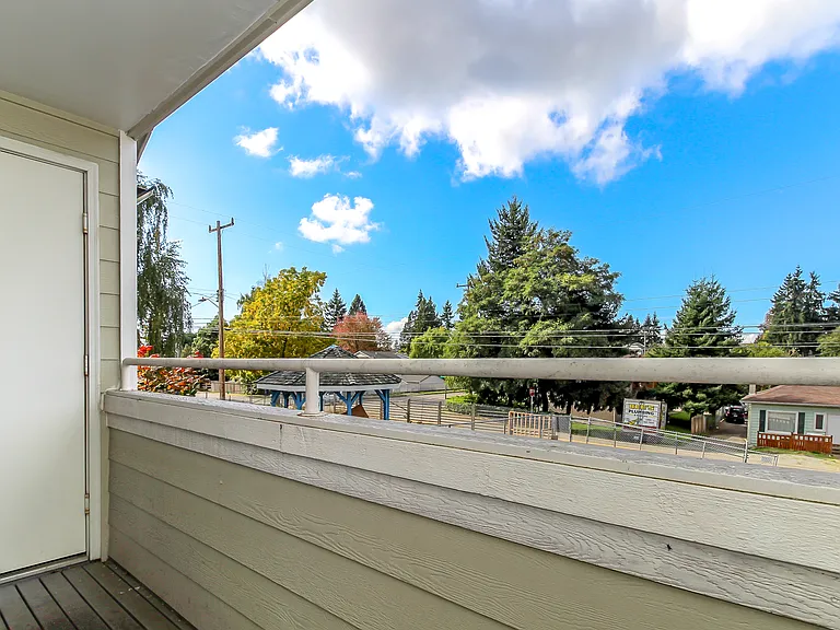 10636 17th Ave SW #D — Photo 14