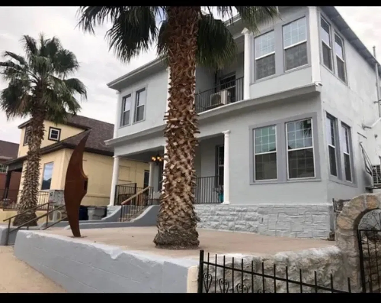 2 bed, 625 sqft, $845 — Photo 1
