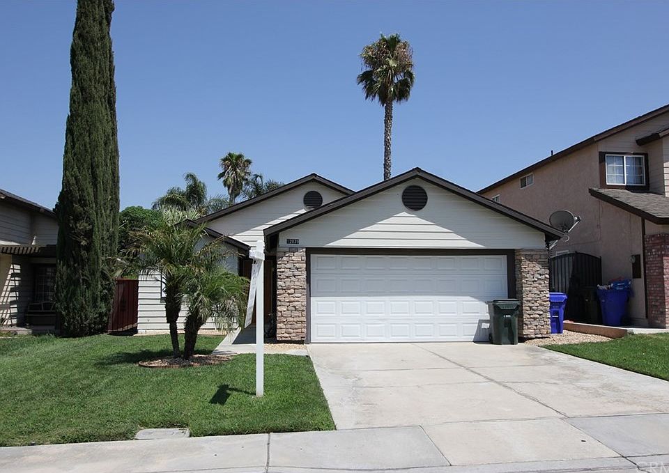 1st image of 12039 Almond Dr
