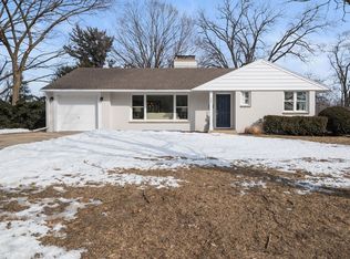 609 Cheever Ave, Geneva, IL 60134