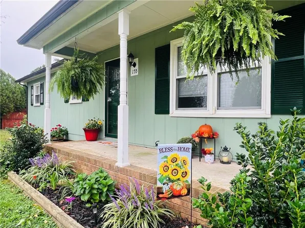 155 Old Airport Rd, Statesville, NC 28677
