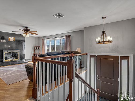 2nd image of 130 North Hill Road