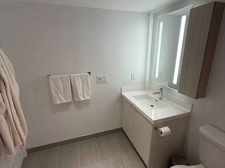 5 Mabelle Ave #2630 — Photo 17