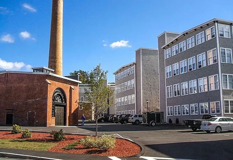 Emerson Shoe Lofts — Photo 12