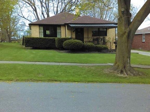 3rd image of 18 Delmar Ave