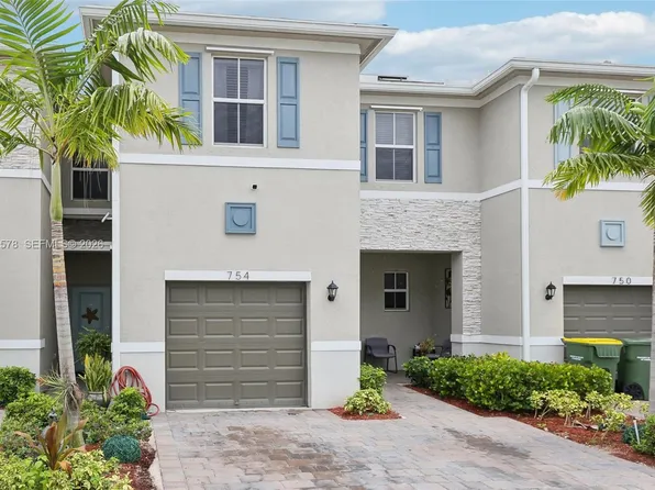 754 SE 19th St, Homestead, FL 33034