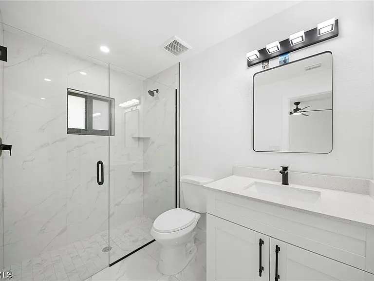 668 Chemstrand St E — Photo 16