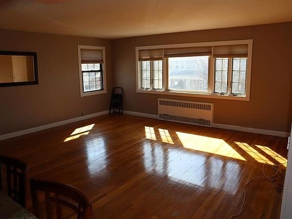 4th image of 454 Beach #122