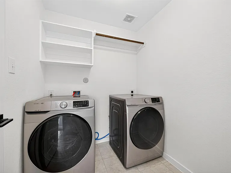 16307 Rockdale Landing Dr — Photo 16