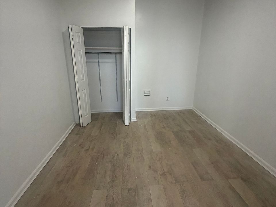 1 bed · 1 bath · 550 ft² in Ridgewood, Queens