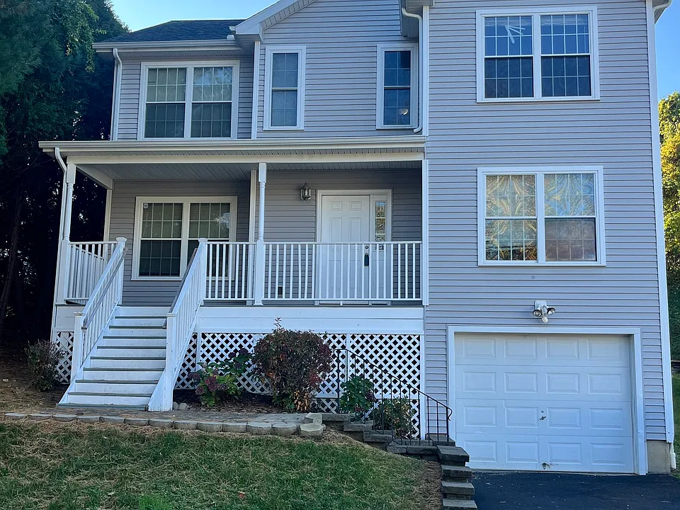 17 High Meadow Ln