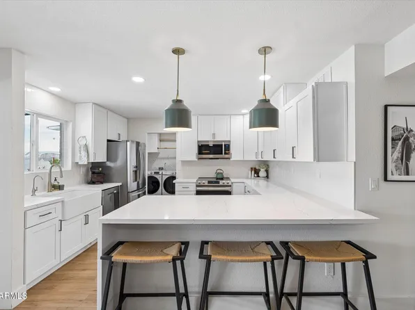 873 W SHANNON Street, Chandler, AZ 85225