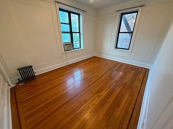 5th image of 7002 Ridge Blvd APT C1