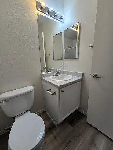 4333 Woodwell St #0 — Photo 6