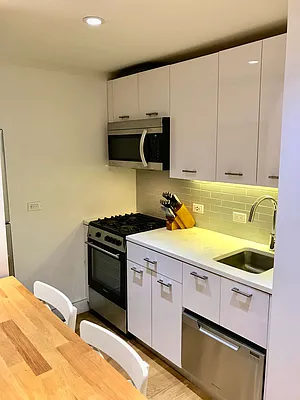 Rented by Nest Seekers International | media 15