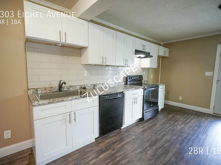 1303 E Eichel Ave — Photo 5