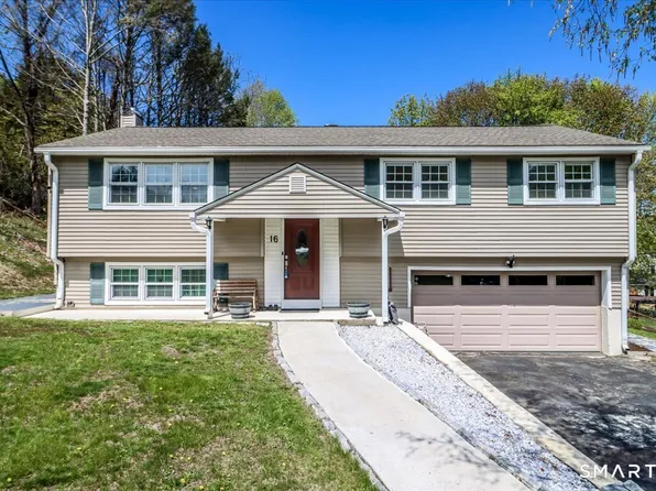 16 Chestnut Drive, Derby, CT 06418