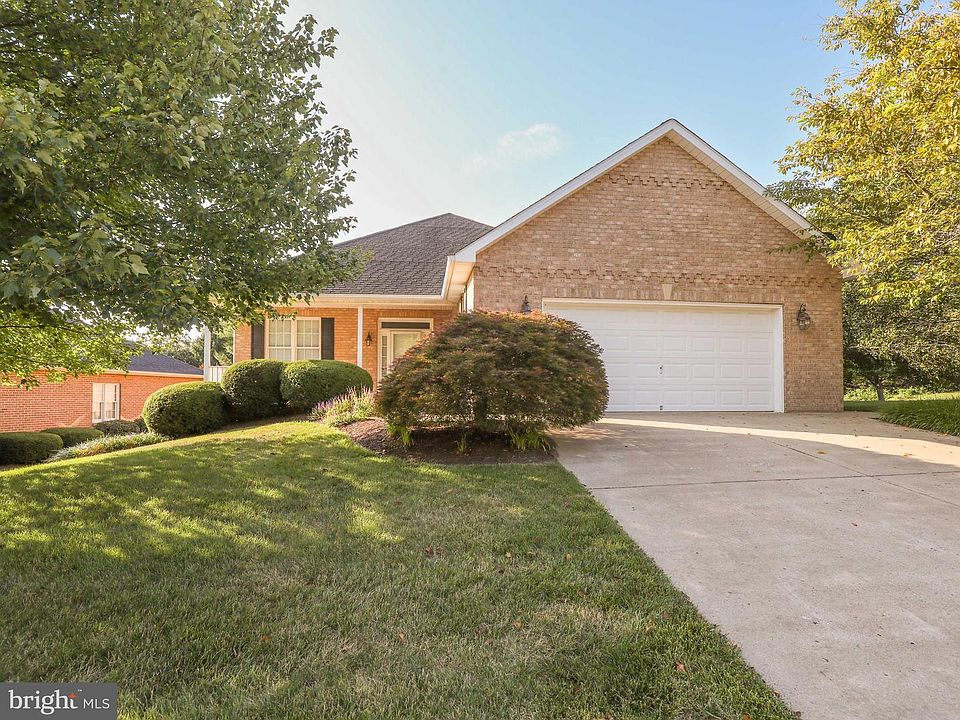 1st image of 861 Buckner Dr #43