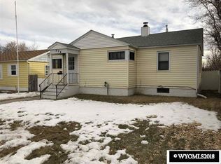 524 E Murray St, Rawlins, WY 82301