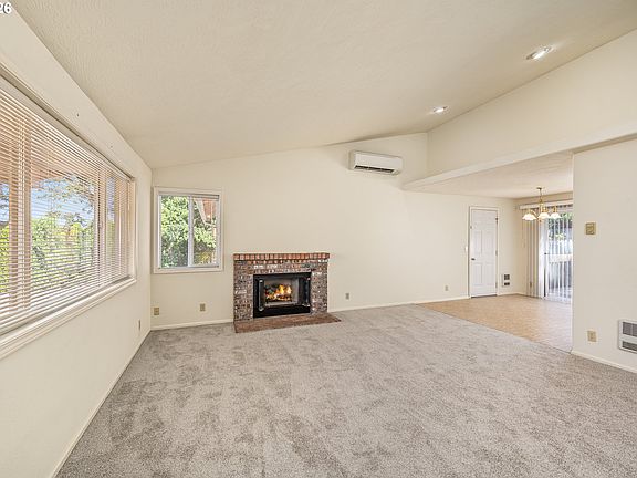 5th image of 639 S 70th St