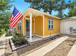117 E 9th St, Fayetteville, AR 72701