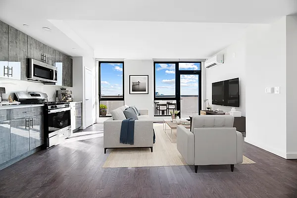 Rented by REAL New York | media 21