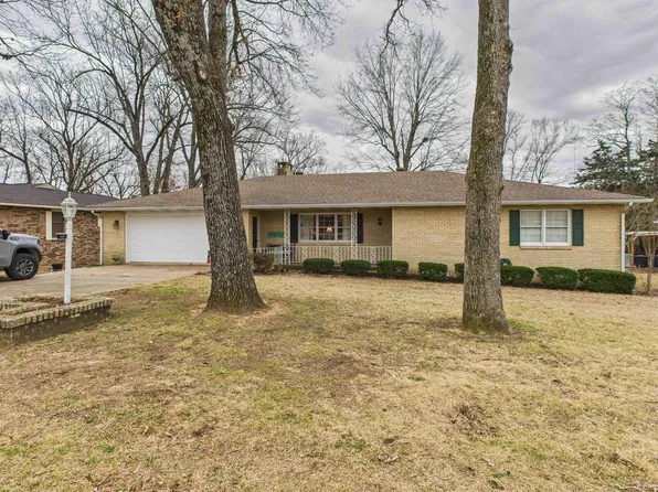 809 Arkansas Ave, Mountain Home, AR 72653