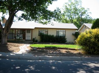 2904 Palomas Dr NE, Albuquerque, NM 87110