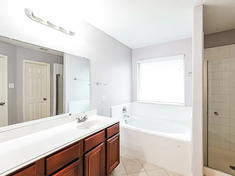 2523 Muscory Dr — Photo 10
