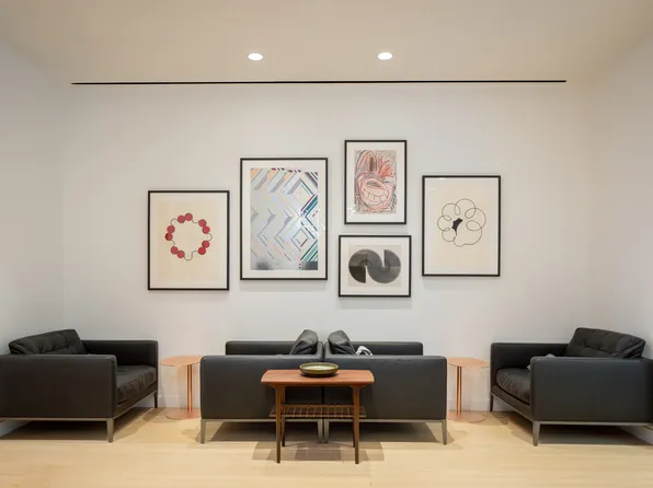 234 East 46th Street image 14 of 20