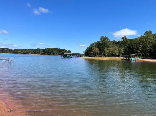 236 Timberlake Two Dr, Townville, SC 29689